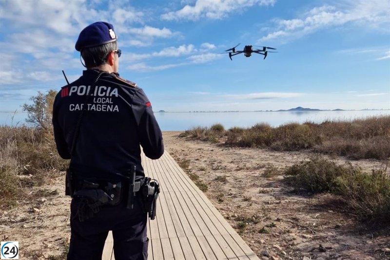Los drones de la Policía Local de Cartagena colaboran en la localización de un joven en el Mar Menor