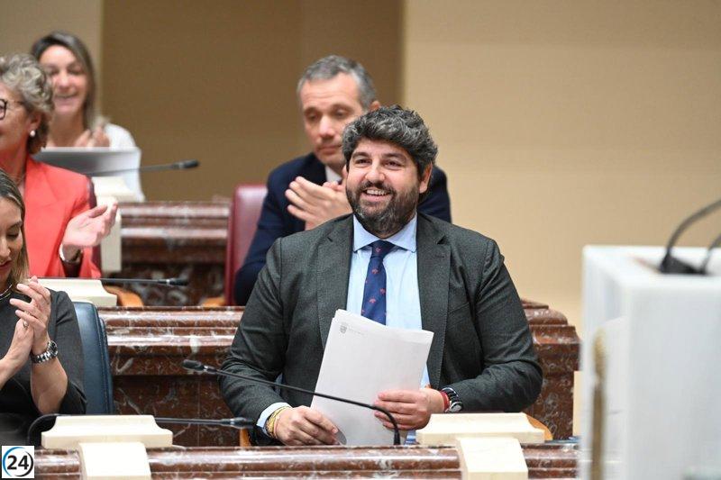 López Miras avanza el impulso legislativo para el decreto de vivienda accesible.