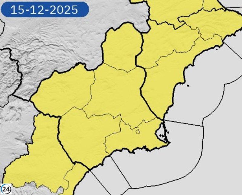 La Aemet emite alerta amarilla por tormentas y lluvias para toda la región este lunes.