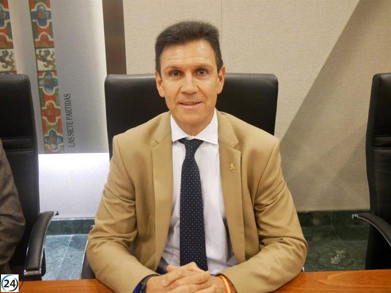 El PP pide al Gobierno español una pronta actualización de la flota de vehículos de la Guardia Civil en la región.