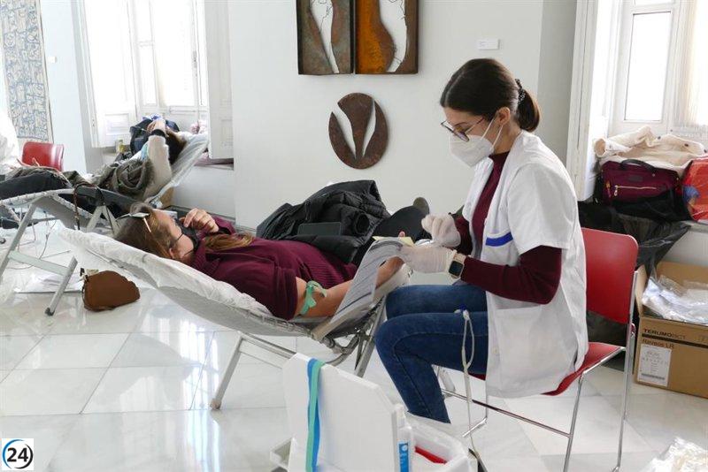 El Centro de Hemodonación de Murcia solicita donaciones de sangre tipo 0 debido a la crítica falta de reservas en hospitales.