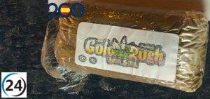 Dos arrestados por robo de móvil y tenencia de hachís en intervención policial.