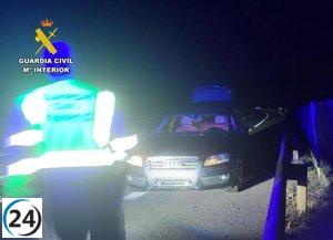 Detienen a joven ebrio por manejar 14 km en dirección opuesta en la autovía.