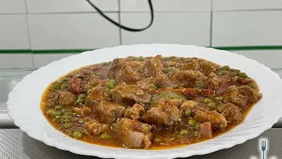 Comparte con los locales en una comida casera en Murcia