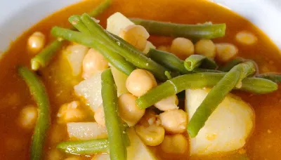 Degusta la rica tradición culinaria de Murcia en un solo plato