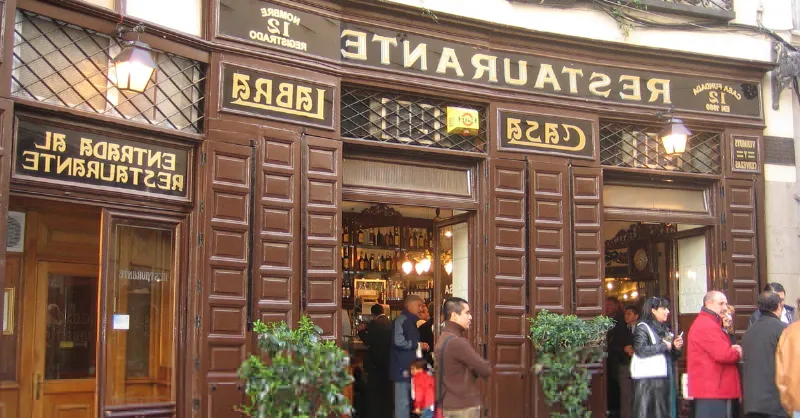 De tapeo por los bares más emblemáticos de la ciudad